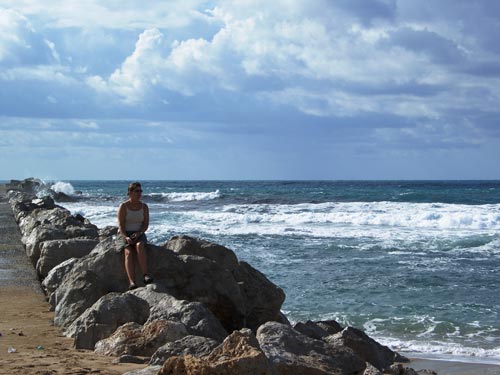 Terrasini, ein Blick �ber den Strand im September